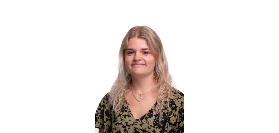 Tess Buitenhuis, binnendienst Hakron